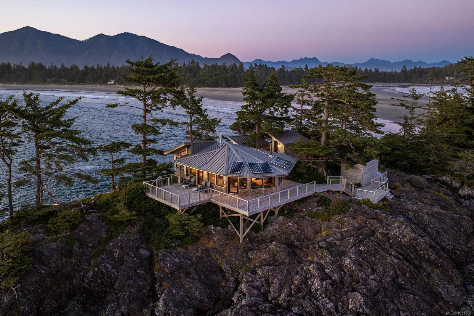 Frank Island, Tofino