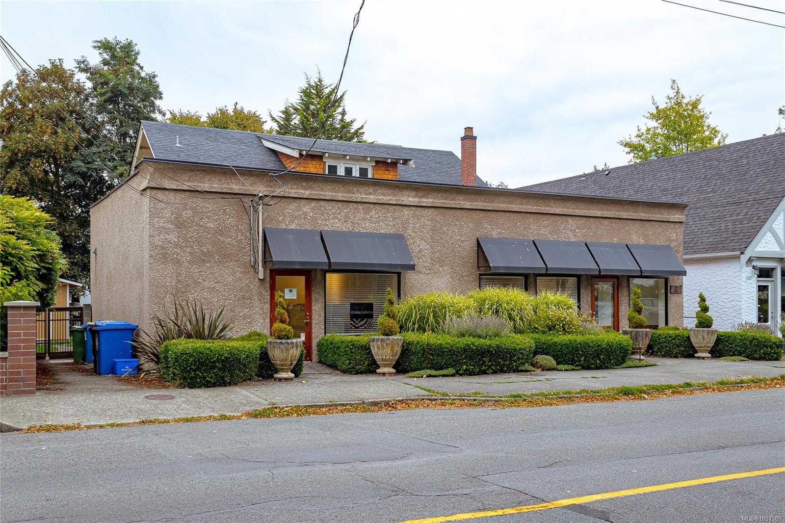 1161 Newport Ave, Oak Bay