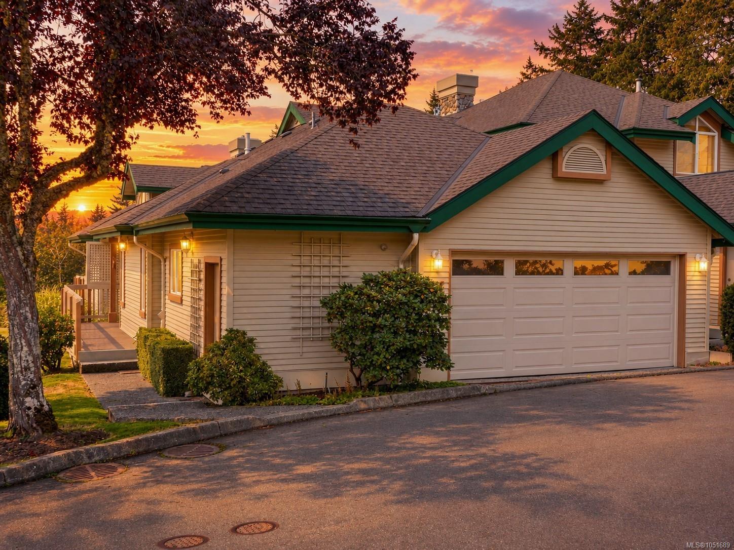 Unit 77, 530 Marsett Pl, Saanich