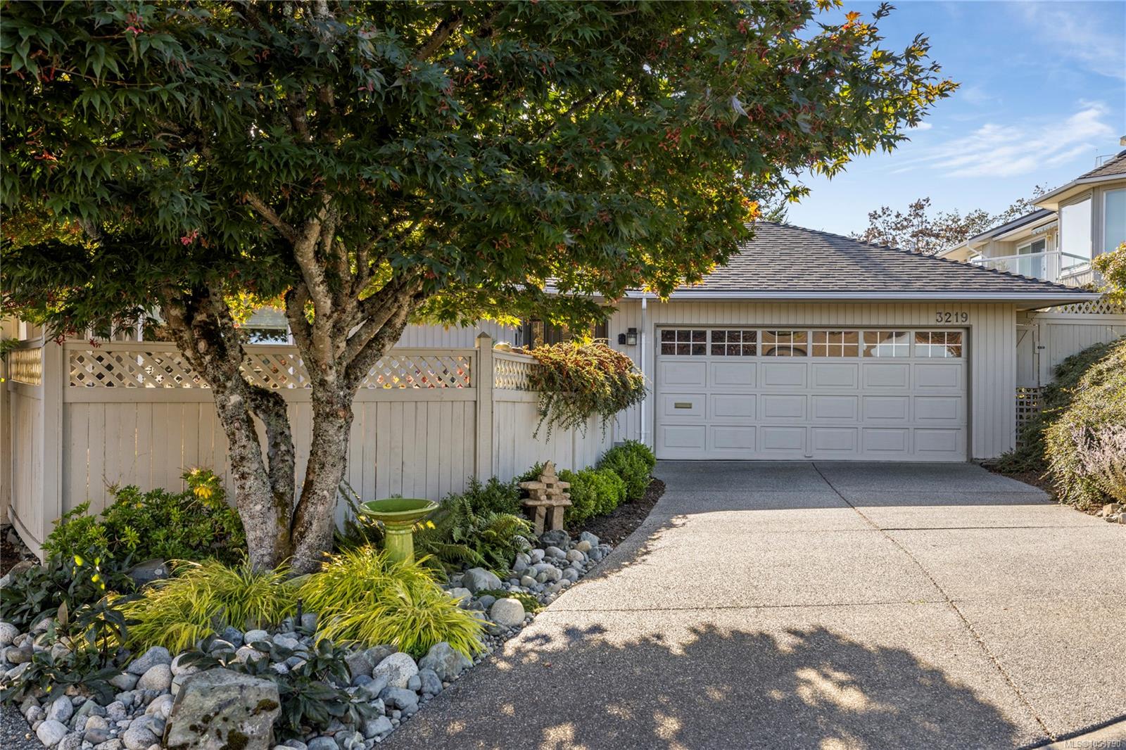 3219 Point Pl, Nanaimo