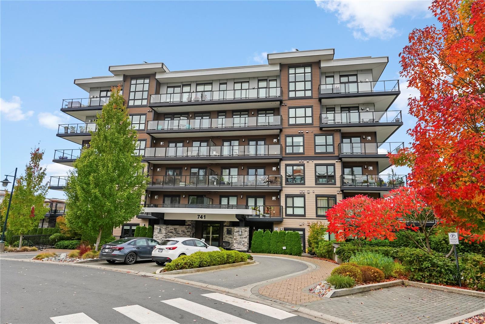 Unit 303, 741 Travino Lane, Saanich