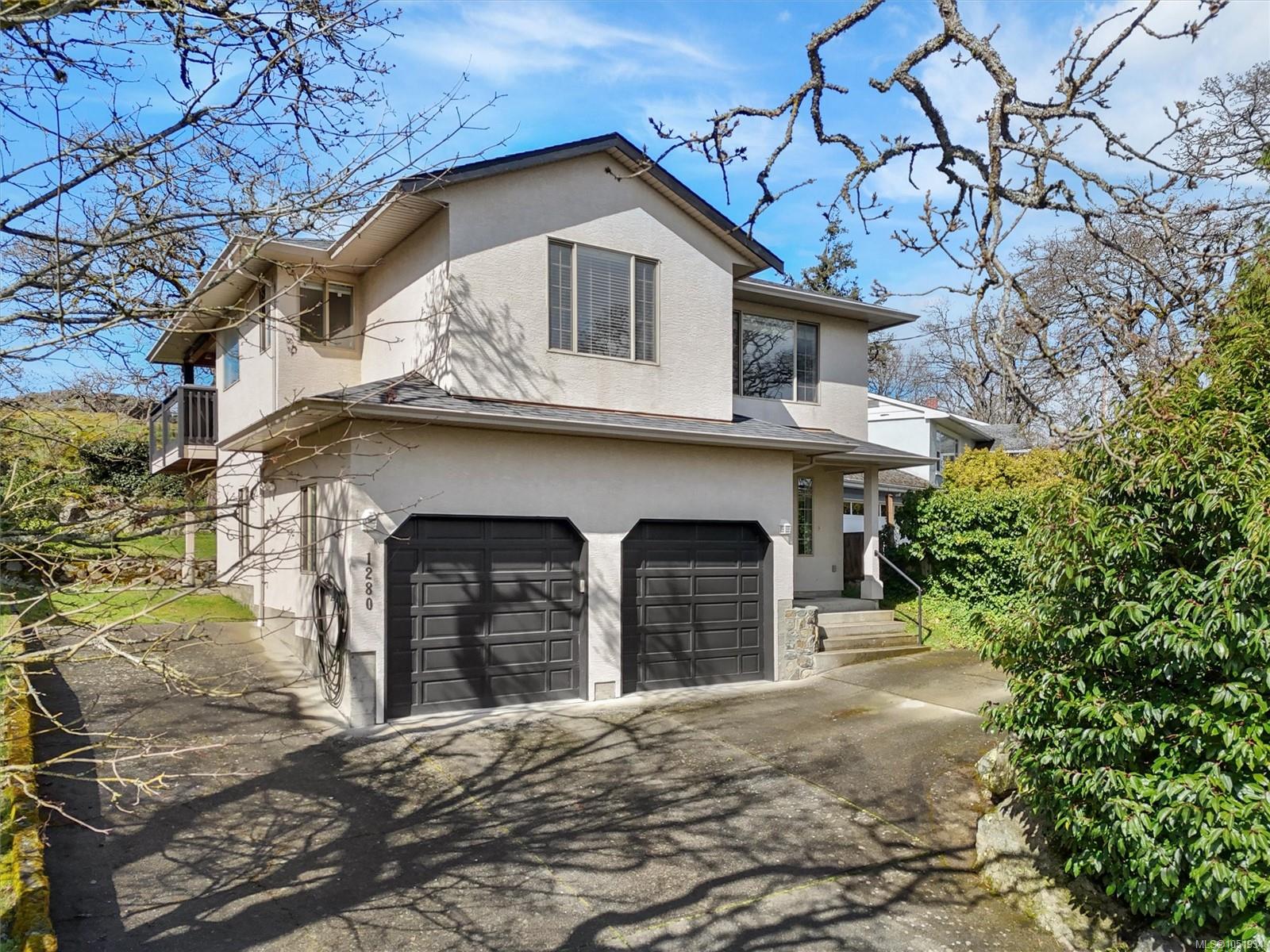 1280 Oakmount Rd, Saanich