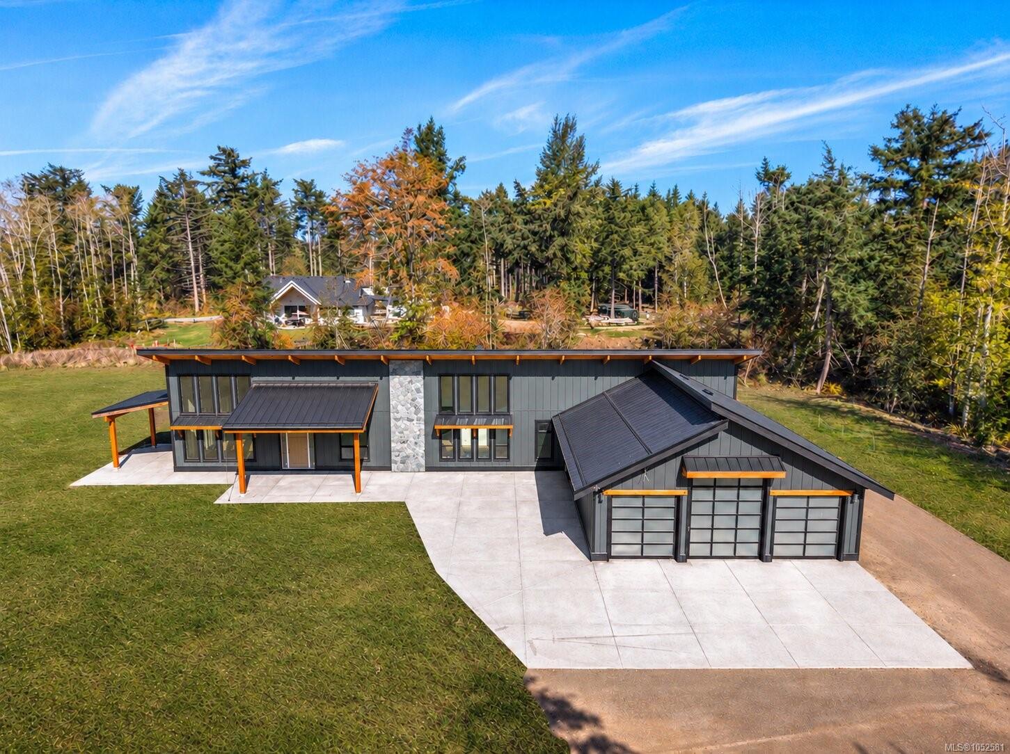 1160 Kilmorley Rd, Comox