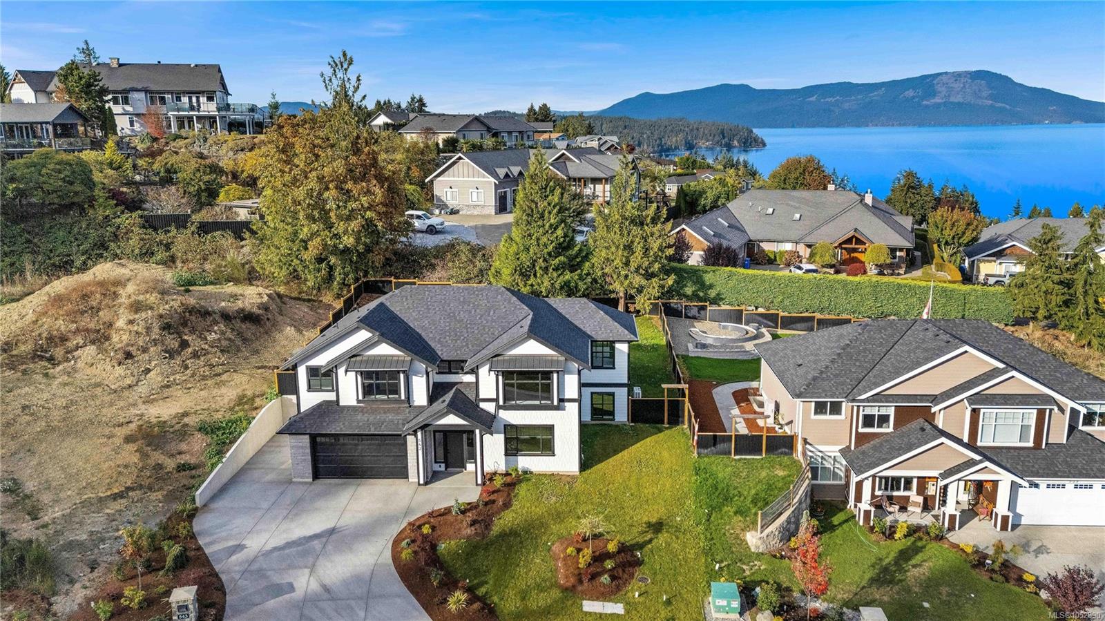 543 Bickford Way, Mill Bay