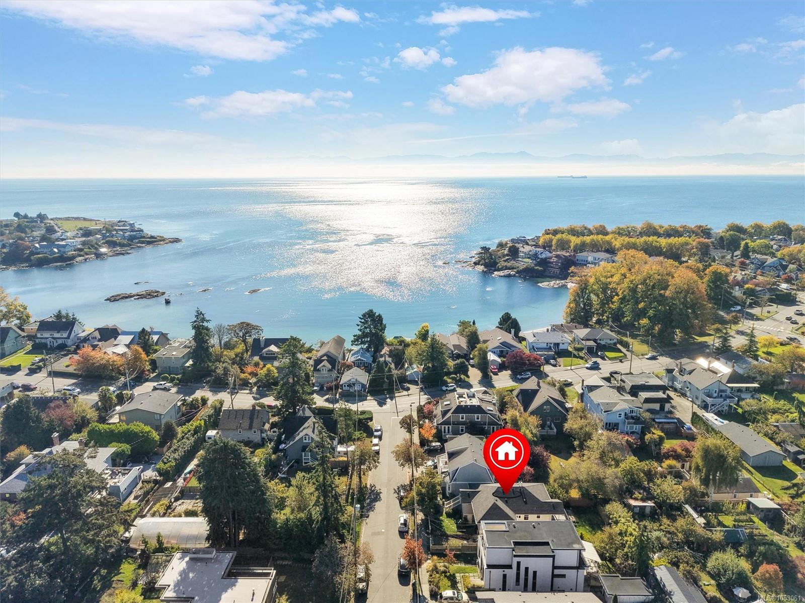 220 Irving Rd, Victoria